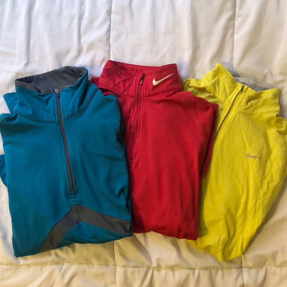 Nike top bundle EUC!!